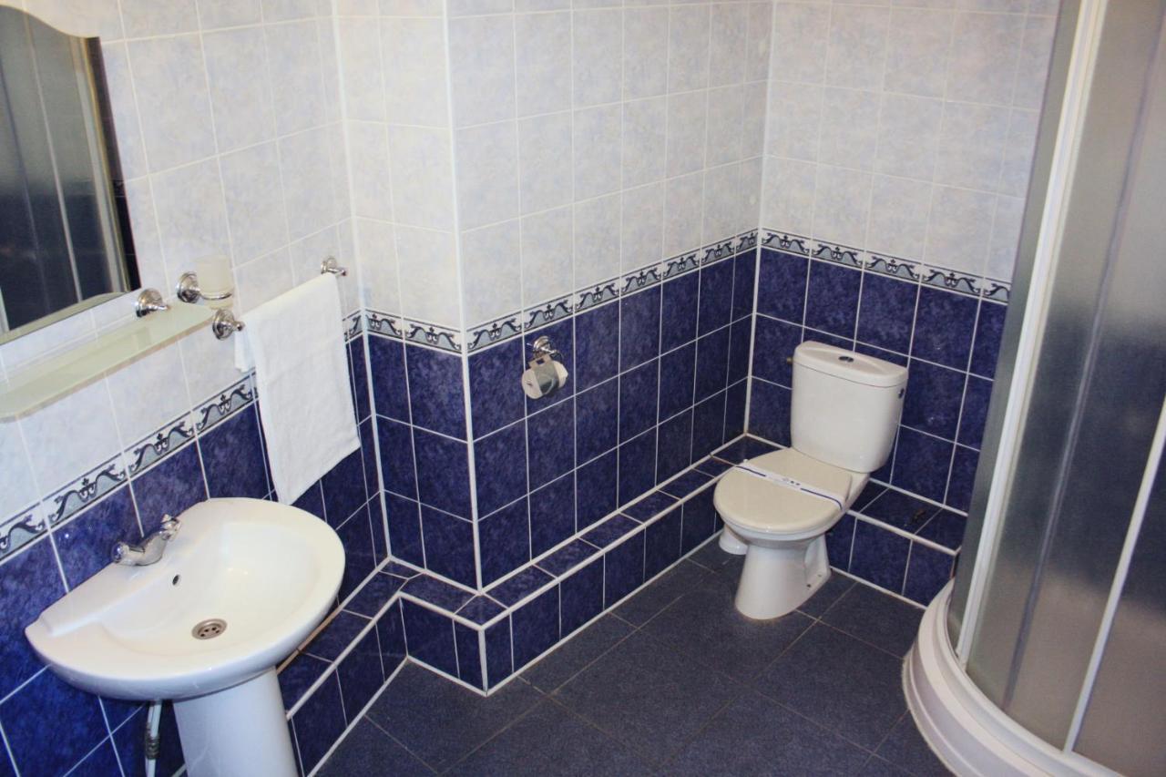 Mykolayiv Tourist Hotel Николаев Экстерьер фото